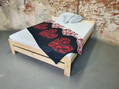 Kvalitní postel z masivu EURO